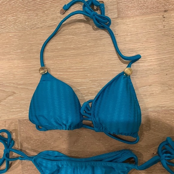 Larissa Minatto Ikat Shell Bikini - Picture 6 of 7